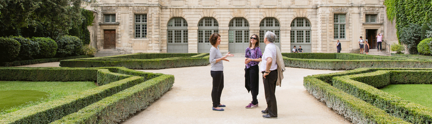 Visit with a true Parisian